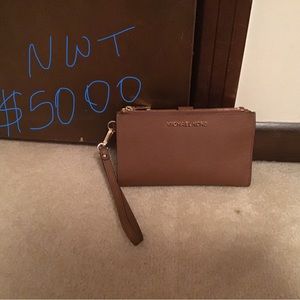NWOT Michael Kors wallet